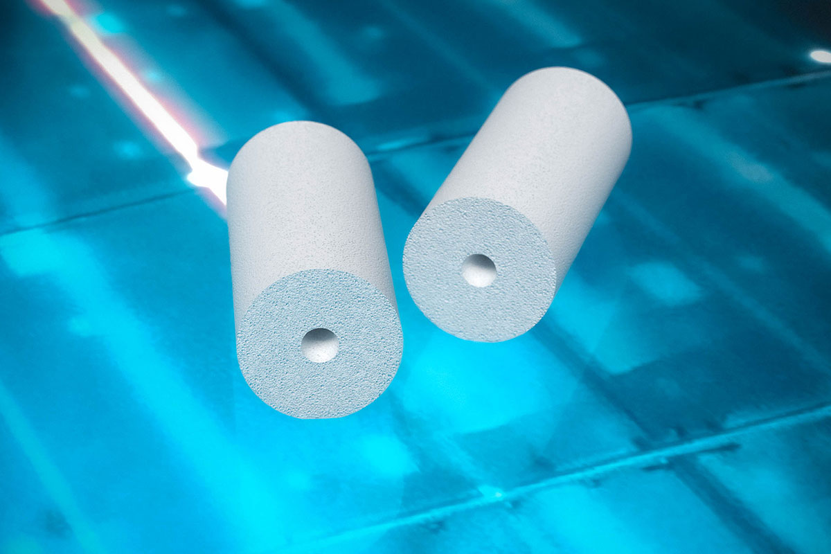 Example of Non-Uniform Porous Ceramics